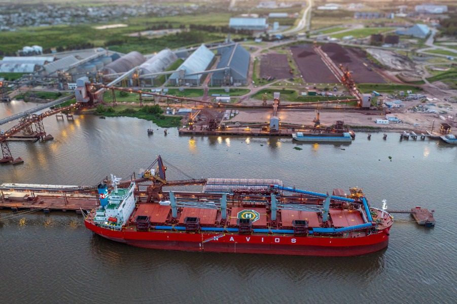 Nueva Palmira navio
