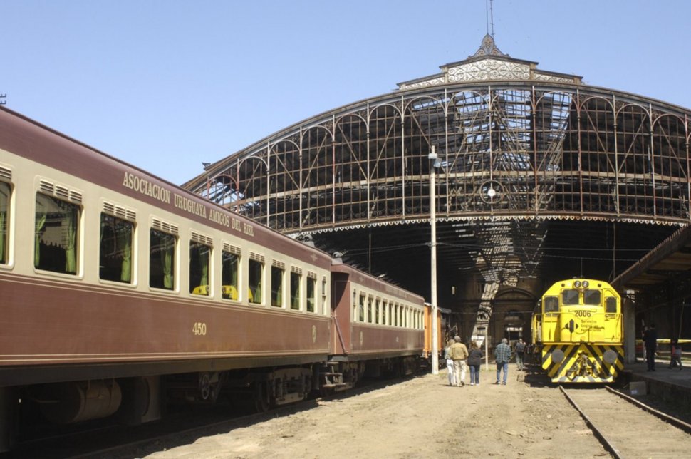 Dos ferrocarriles en Yatay