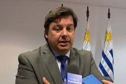 Ministro de Ambiente Adrián Peña